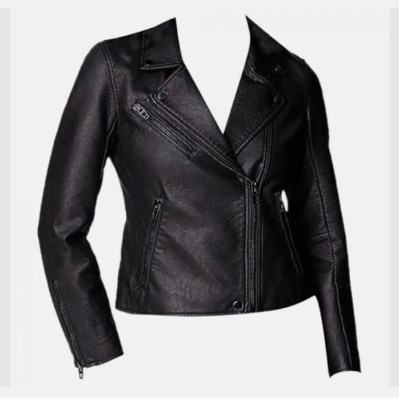 Blank NYC Jackets & Blazers - Blank NYC Vegan Leatherette Motorcycle Jacket In All Black Size XS NWT